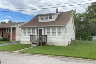 817 Broadview Blvd N, Glen Burnie, MD 21061 - Photo 1