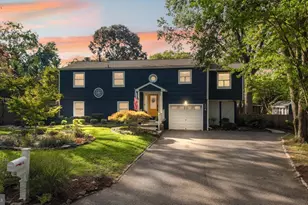 204 Mill Harbor Dr, Arnold, MD 21012 - Photo 1