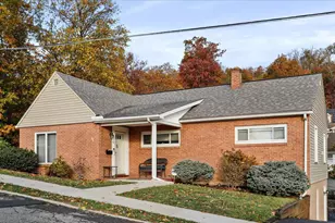 811 Camden Ave, Cumberland, MD 21502 - Photo 1