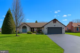 11028 Ramblewood Dr NW, Lavale, MD 21502 - Photo 1