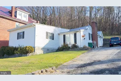 880 Maryland Avenue, Cumberland, MD 21502 - Photo 1