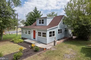 203 Oak Ave, Essex, MD 21221 - Photo 4