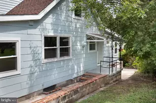 203 Oak Ave, Essex, MD 21221 - Photo 6