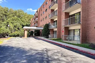 7203 Rockland Hills Dr, Baltimore, MD 21209 - Photo 1