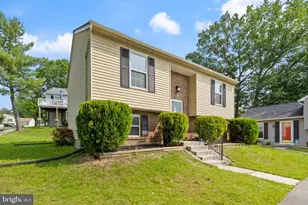 7 Chatterly Ct, Perry Hall, MD 21128 - Photo 1