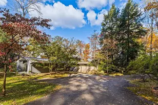 32 Caveswood Ln, Owings Mills, MD 21117 - Photo 1