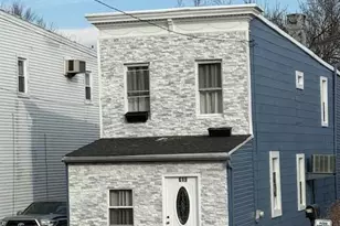 619 North Point Rd, Baltimore, MD 21224 - Photo 1