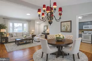 814 Woodglen Pl, Baltimore, MD 21208 - Photo 1