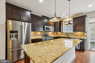 105 Meridian Ln, Towson, MD 21286 - Photo 18