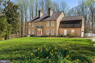 901 Chestnut Ridge Dr, Lutherville Timonium, MD 21093 - Photo 1