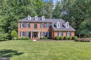 8 Falling Water Ct, Reisterstown, MD 21136 - Photo 1
