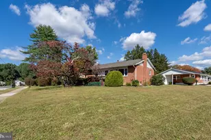 905 Lindellen Ave, Reisterstown, MD 21136 - Photo 1