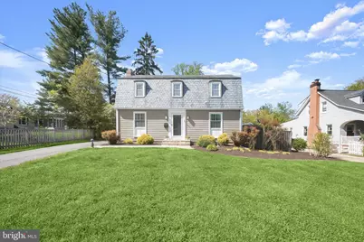 1504 Ivanhoe Avenue, Baltimore, MD 21228 - Photo 1