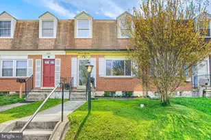 3254 Ryerson Cir, Baltimore, MD 21227 - Photo 1