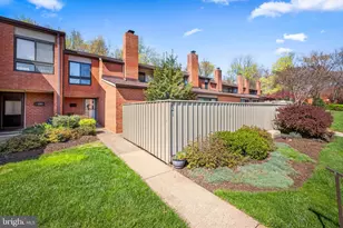 221 Deer Fox Ln, Lutherville Timonium, MD 21093 - Photo 1