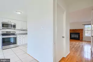 8664 Castlemill Cir, Nottingham, MD 21236 - Photo 4