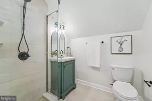2502 Parkview Rd, Gwynn Oak, MD 21207 - Photo 20