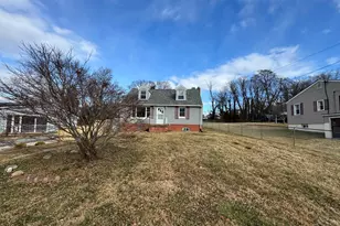 2716 Alderwood Ave, Halethorpe, MD 21227 - Photo 1