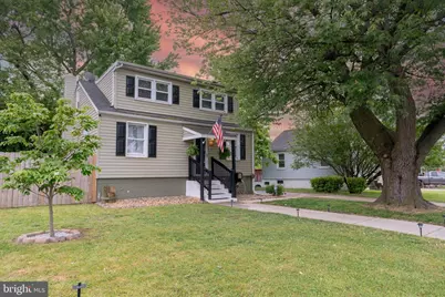 220 Pinewood Road, Baltimore, MD 21222 - Photo 1