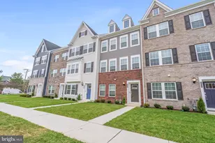 1826 Parham Wy, Windsor Mill, MD 21244 - Photo 2