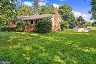 34 Bosley Ln, Reisterstown, MD 21136 - Photo 1