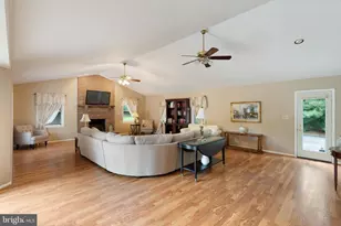 21 Barthel Ct, Lutherville Timonium, MD 21093 - Photo 16