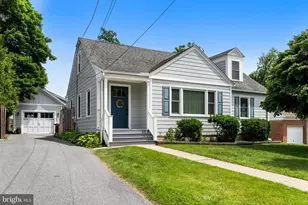 2107 Oak Lodge Rd, Baltimore, MD 21228 - Photo 1