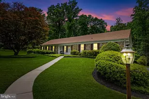 13608 Royal Crest Rd, Phoenix, MD 21131 - Photo 1