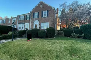 345 Old Trail Rd, Baltimore, MD 21212 - Photo 1
