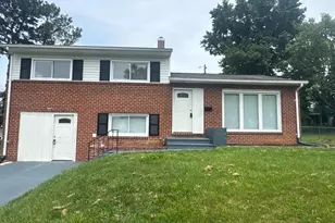 1028 Hartmont Rd, Catonsville, MD 21228 - Photo 1