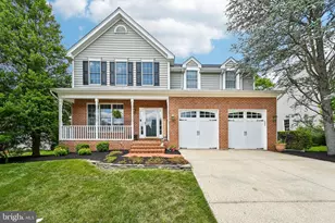 6 Hemlock Ct, Cockeysville, MD 21030 - Photo 2