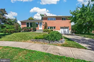 4 Pickett Garth, Lutherville Timonium, MD 21093 - Photo 1