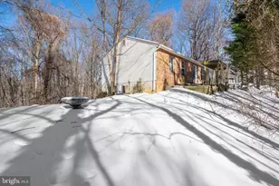 9550 N Side Dr, Owings, MD 20736 - Photo 1