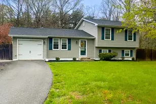 2204 Holly Oak Ct, Waldorf, MD 20601 - Photo 1