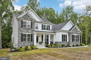 12130 Calverts Run Ct, La Plata, MD 20646 - Photo 1