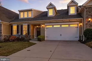 2748 Vistas Dr, Manchester, MD 21102 - Photo 1
