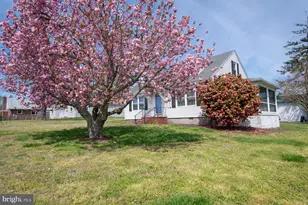 209 Buena Vista Ave, Cambridge, MD 21613 - Photo 1