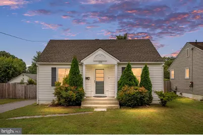 122 Hillcrest Drive, Fredericksburg, VA 22401 - Photo 1