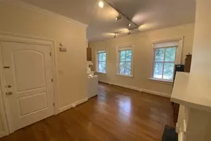 604 Caroline St, Fredericksburg, VA 22401 - Photo 1