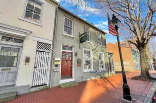 606 Caroline St, Fredericksburg, VA 22401 - Photo 1