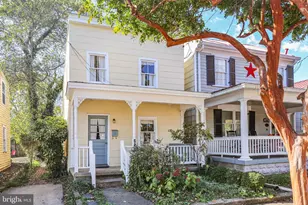 210 Princess Anne St, Fredericksburg, VA 22401 - Photo 1