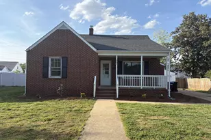 331 Hanson Ave, Fredericksburg, VA 22401 - Photo 1