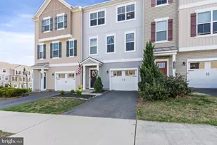 1428 Hudgins Farm Cir, Fredericksburg, VA 22408 - Photo 1