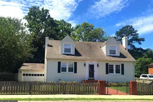 1208 Littlepage St, Fredericksburg, VA 22401 - Photo 1