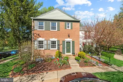 9762 Cardinal Road, Fairfax, VA 22030 - Photo 1