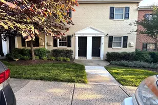 11109 Littlebrook Ln, Fairfax, VA 22030 - Photo 1