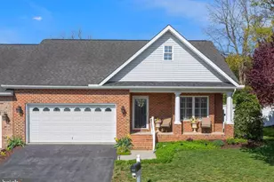 521 Hickory Grove Cir, Harrisonburg, VA 22801 - Photo 1