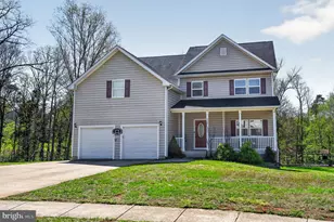 9525 McKinley Ave, Manassas, VA 20110 - Photo 1