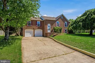 9729 Zimbro Ave, Manassas, VA 20110 - Photo 1