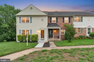 8683 Point of Woods Dr, Manassas, VA 20110 - Photo 1